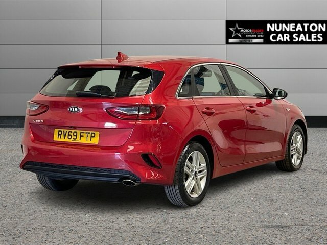 Kia Ceed 1.6 Crdi Eco 2 Hatchback Euro 6 Red #3