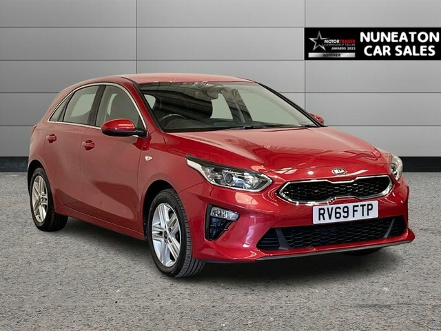 Kia Ceed 1.6 Crdi Eco 2 Hatchback Euro 6 Red