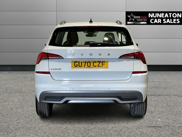Skoda Kamiq 1.0 Tsi Se Suv Euro 6 Ss 95 GU70CZF White #4