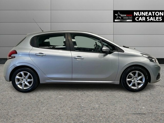 Peugeot 208 1.2 Puretech Active Hatchback Eu MK18KHY Silver #2