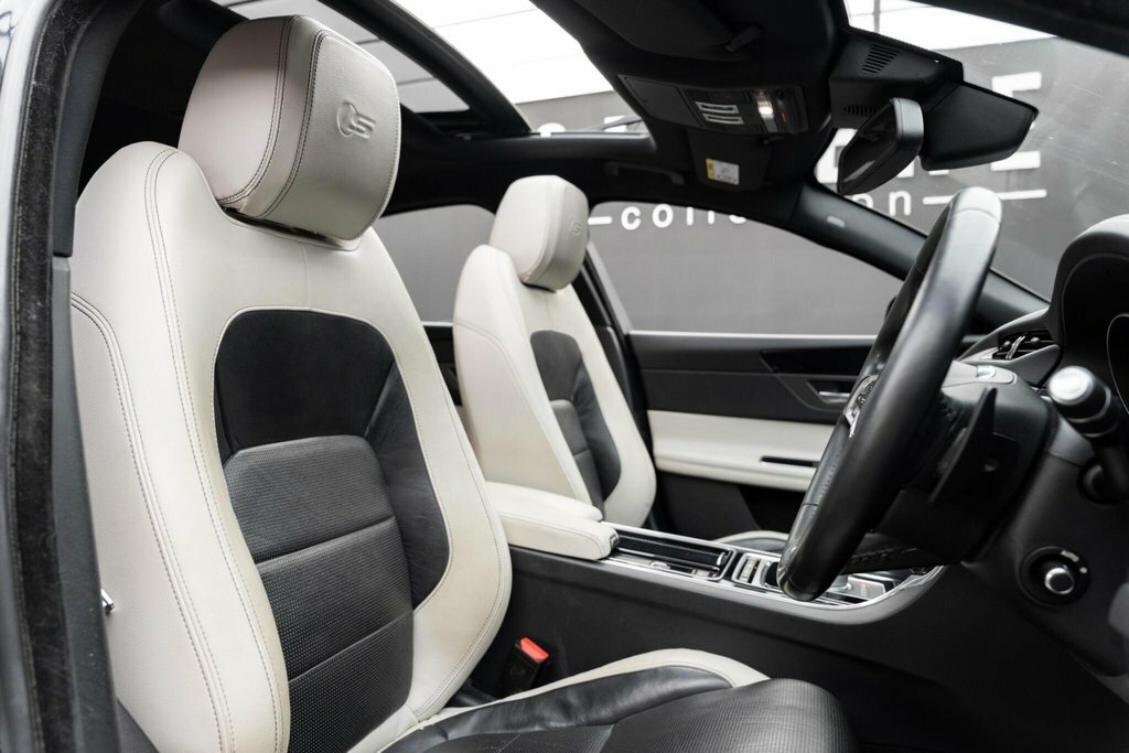 Jaguar XF 3.0D V6 S Euro 6 Ss YC18WHK #6