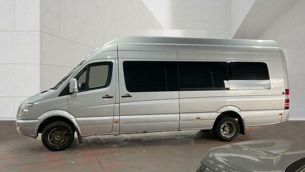 Mercedes-Benz Sprinter Automatic White #6