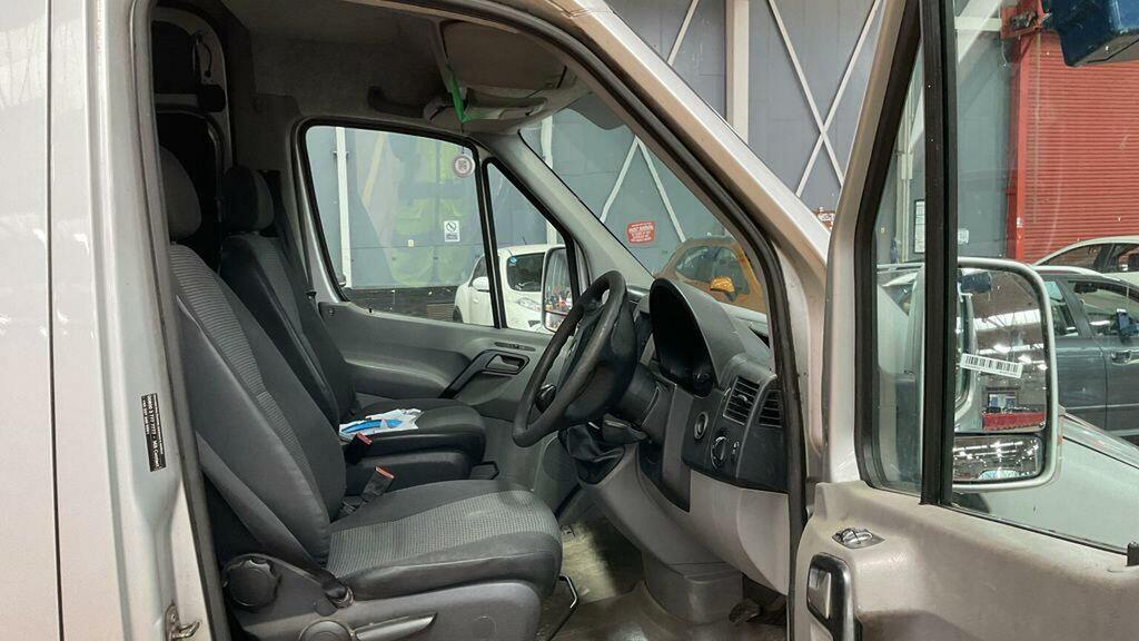 Mercedes-Benz Sprinter Automatic White #9