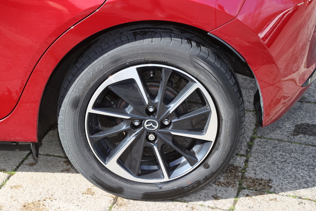 Mazda 2 1.5 E-skyactiv G Mhev 115 Homura Aka DC23BXE Red #5