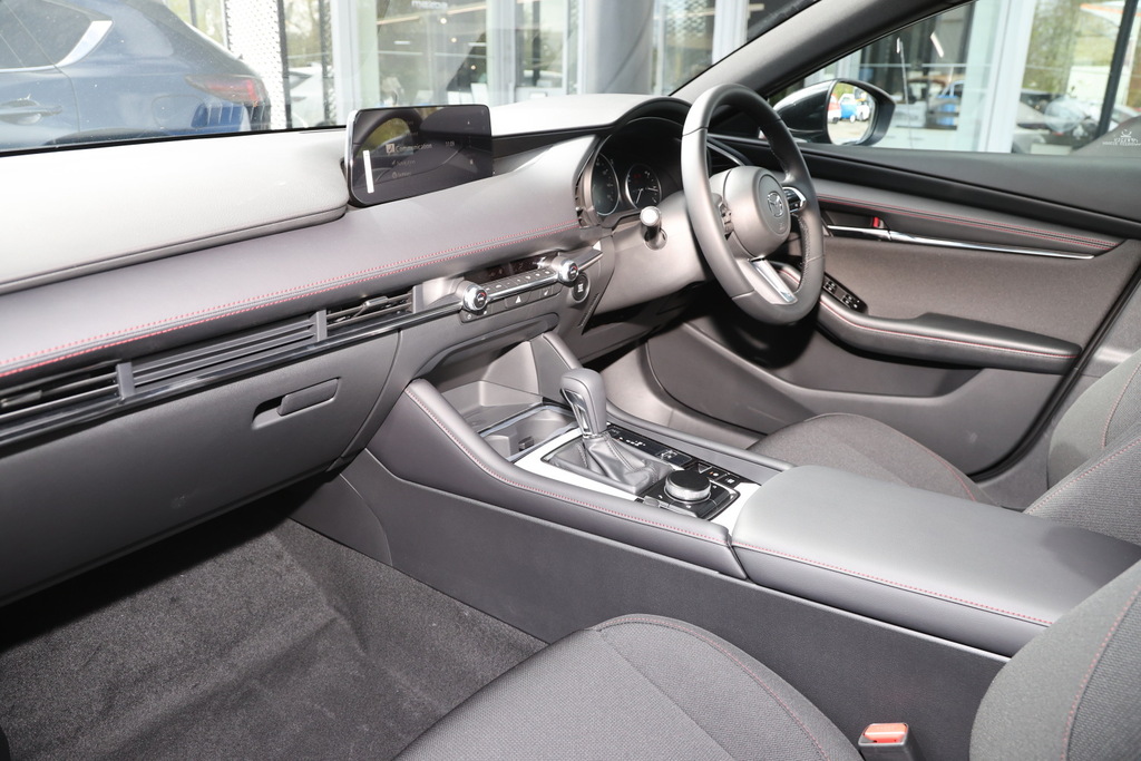 Mazda 3 2.5 E-skyactiv G Mhev 140 Homura #2