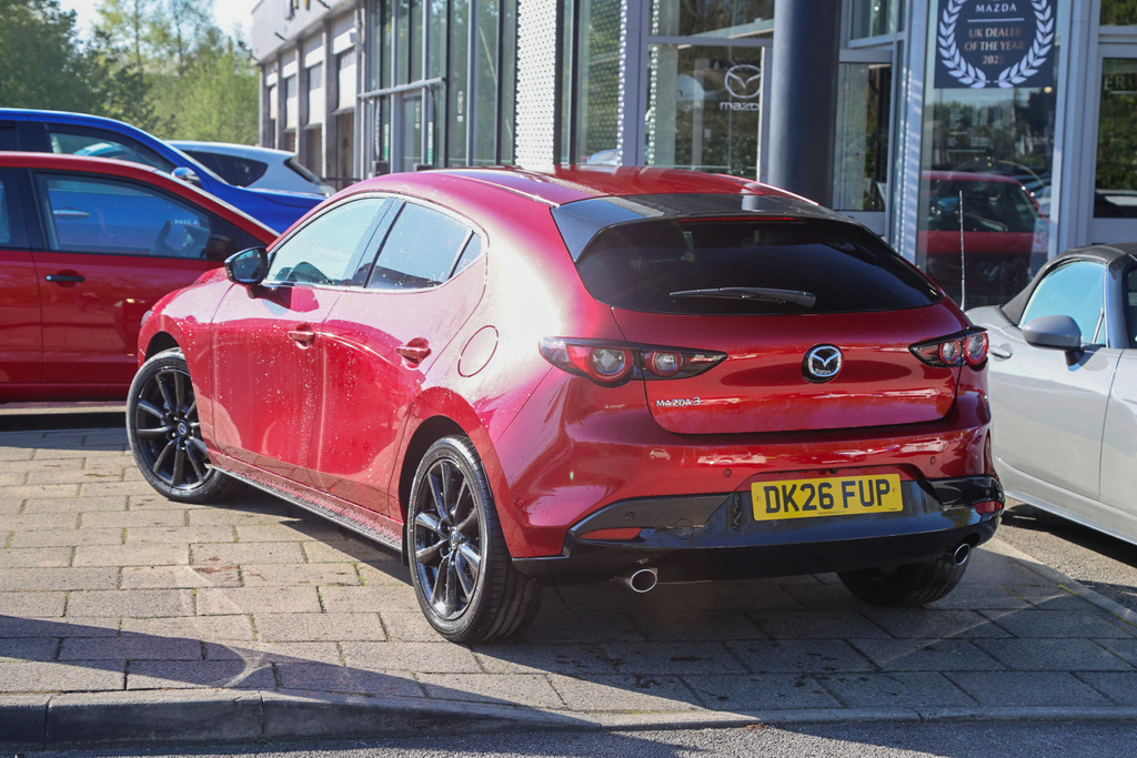 Mazda 3 2.5 E-skyactiv G Mhev 140 Homura Red #3