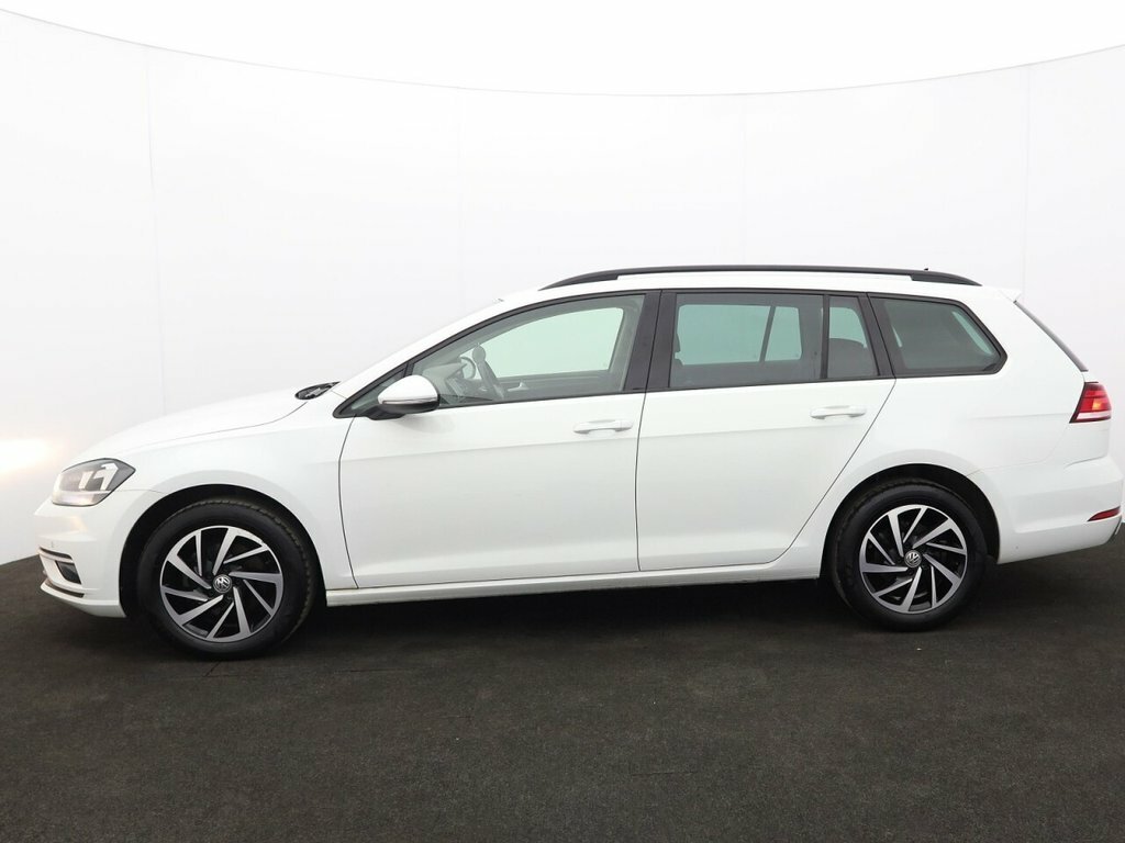 Volkswagen Golf 1L Match BX19SYY White #4
