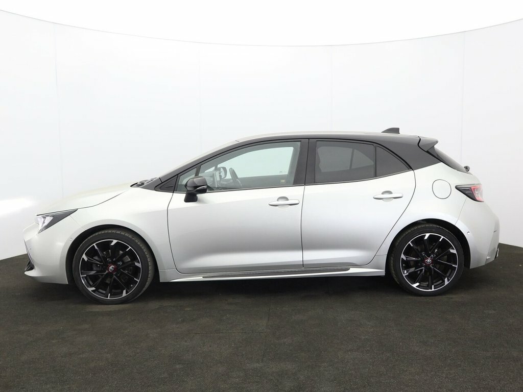 Toyota Corolla 2L Gr Sport GU70PXT Silver #4