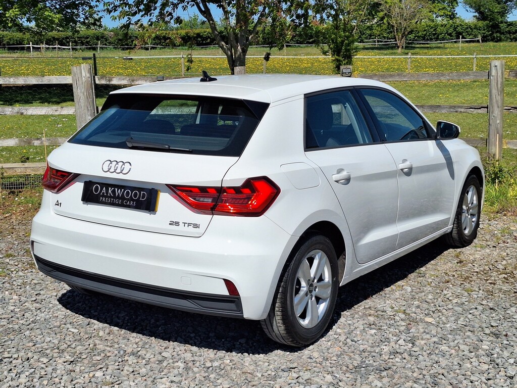 Audi A1 Hatchback 1.0 Tfsi 25 Technik 202171 FV71VJK White #3