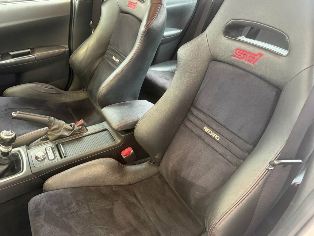 Subaru WRX STI 2.5L Type Uk White #4