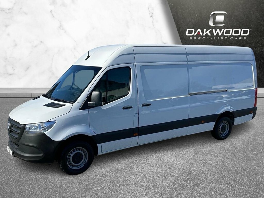 Mercedes-Benz Sprinter 2L Progressive SF72ZHU White #2