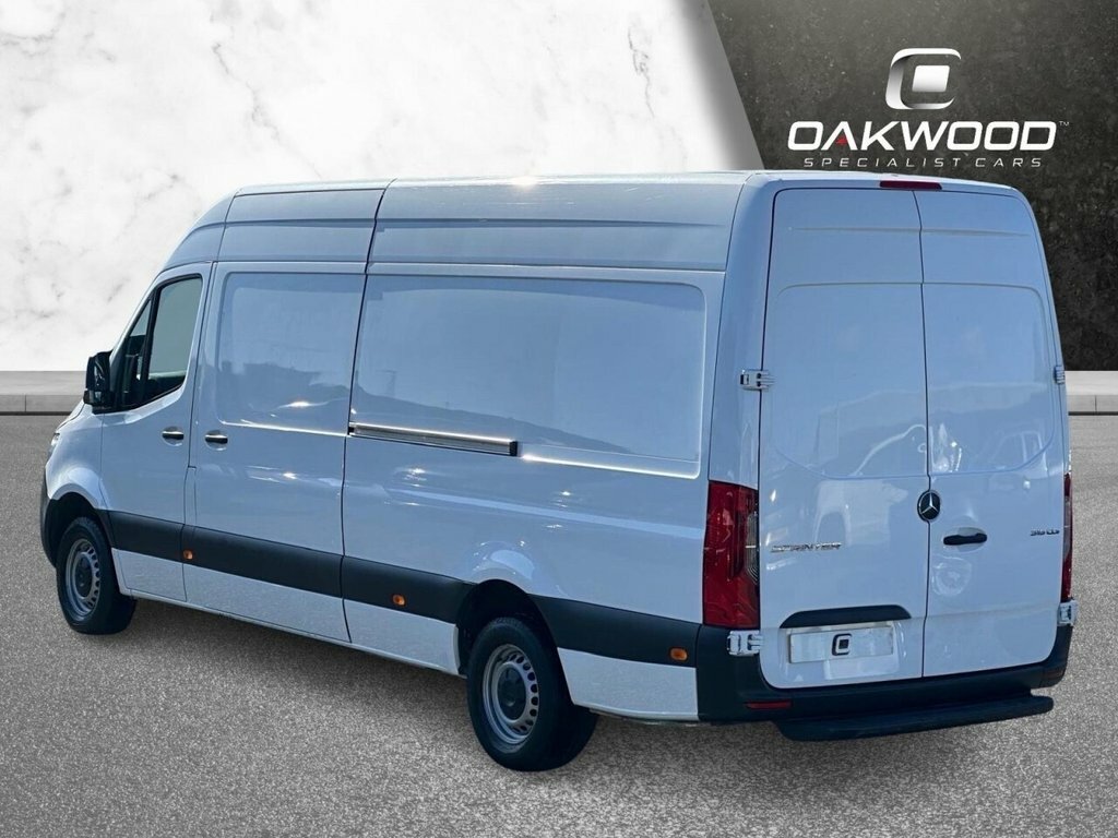 Mercedes-Benz Sprinter 2L Progressive SF72ZHU White #5