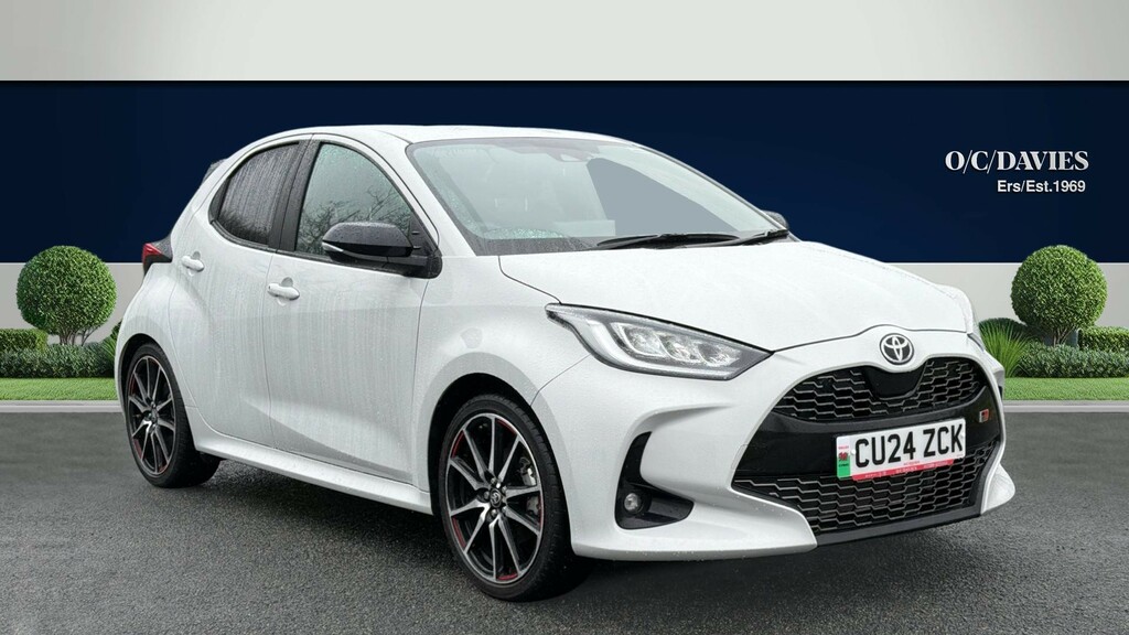 Toyota Yaris 1.5 Vvt-h Gr Sport Hatchback Hybrid E-c Grey