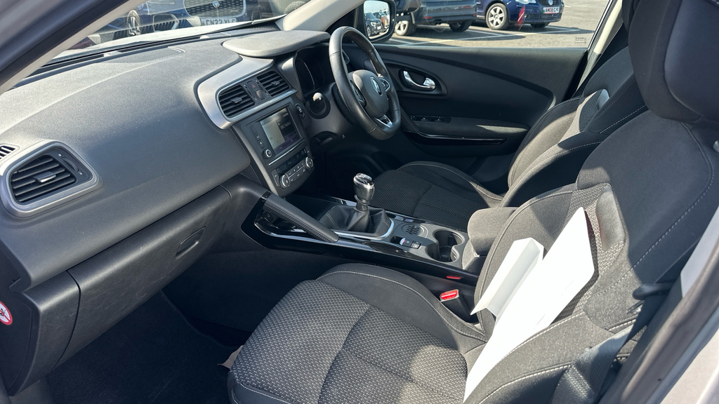 Renault Kadjar 1.6 Dci Dynamique Nav Suv Euro 6 HK18OJT Silver #6