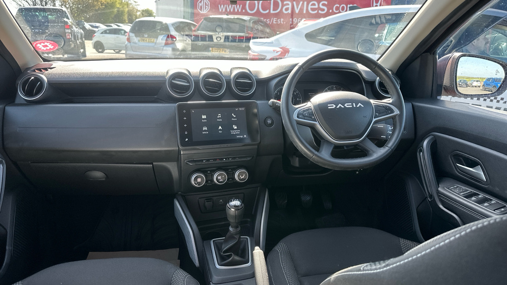 Dacia Duster 1.3 Tce Journey Suv Euro 6 Ss AP72HHR Orange #5