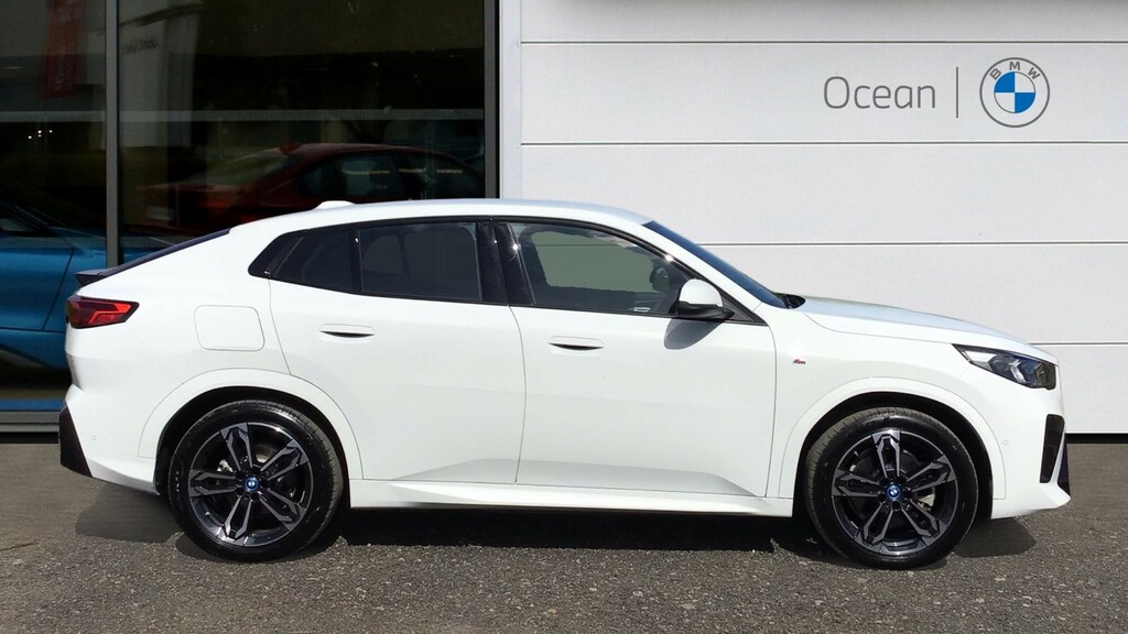 BMW iX2 Xdrive30 M Sport WK25EYP White #3