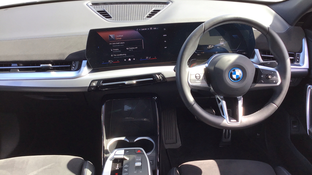 BMW iX2 Xdrive30 M Sport WK25EYP White #4