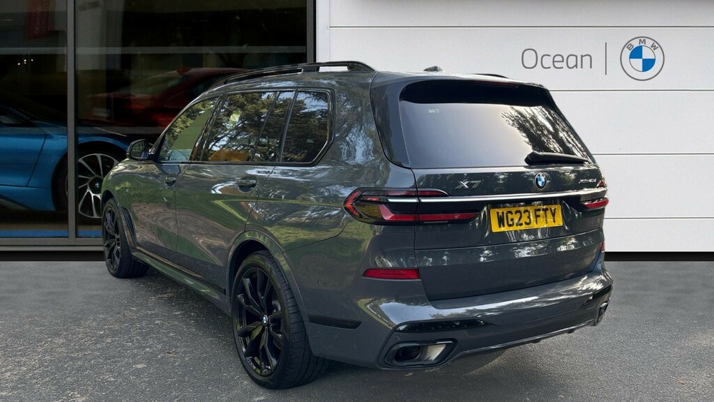 BMW X7 Suv WG23FTY Grey #2