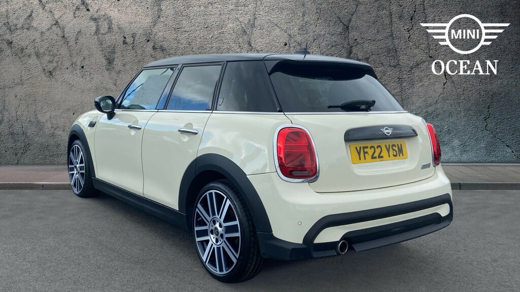 Mini Hatch Hatchback YF22YSM White #2