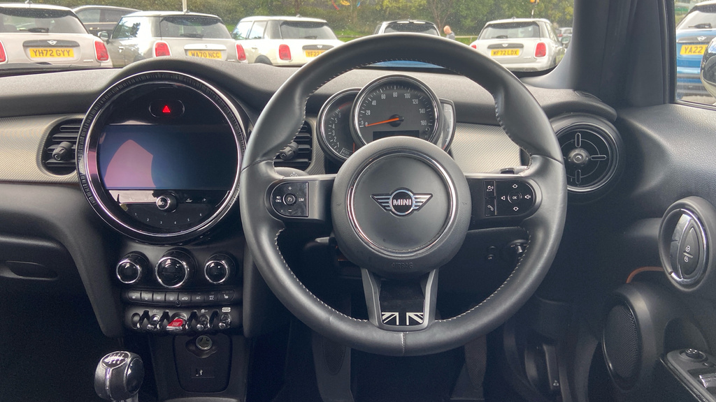 Mini Hatch Hatchback YF22YSM White #5