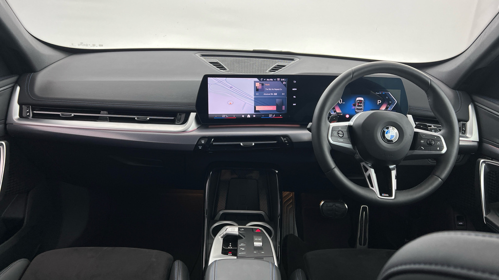 BMW X1 Suv YH74CVB White #4