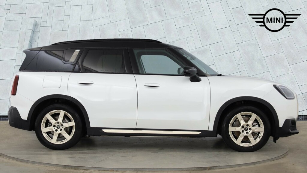 Mini Countryman Electric YG25TYH White #3