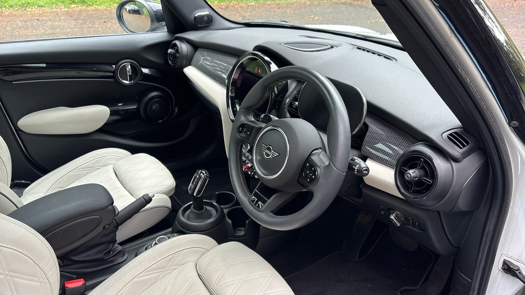 Mini Hatch Hatchback WK23ZXB White #6