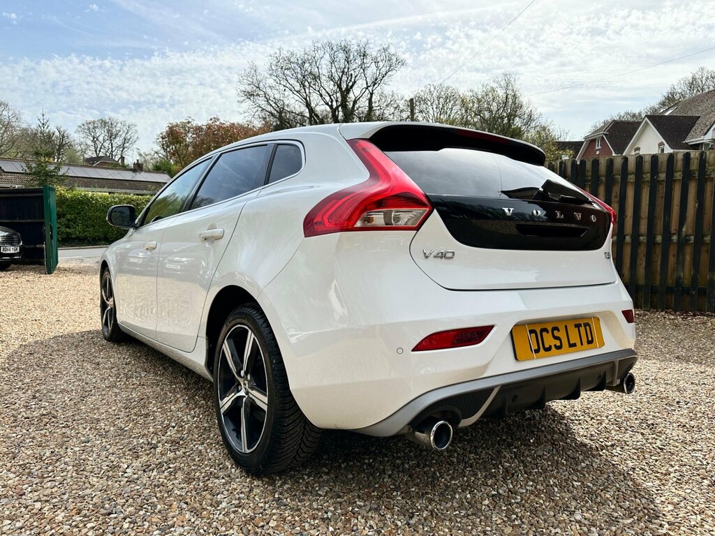 Volvo V40 2.0 T2 R-design Nav Plus Euro 6 Ss LS18UWK White #6