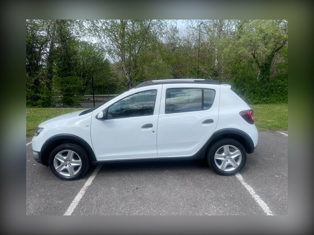 Dacia Sandero Stepway 0.9 Tce Ambiance Hatchback Euro HW65LWN White #3