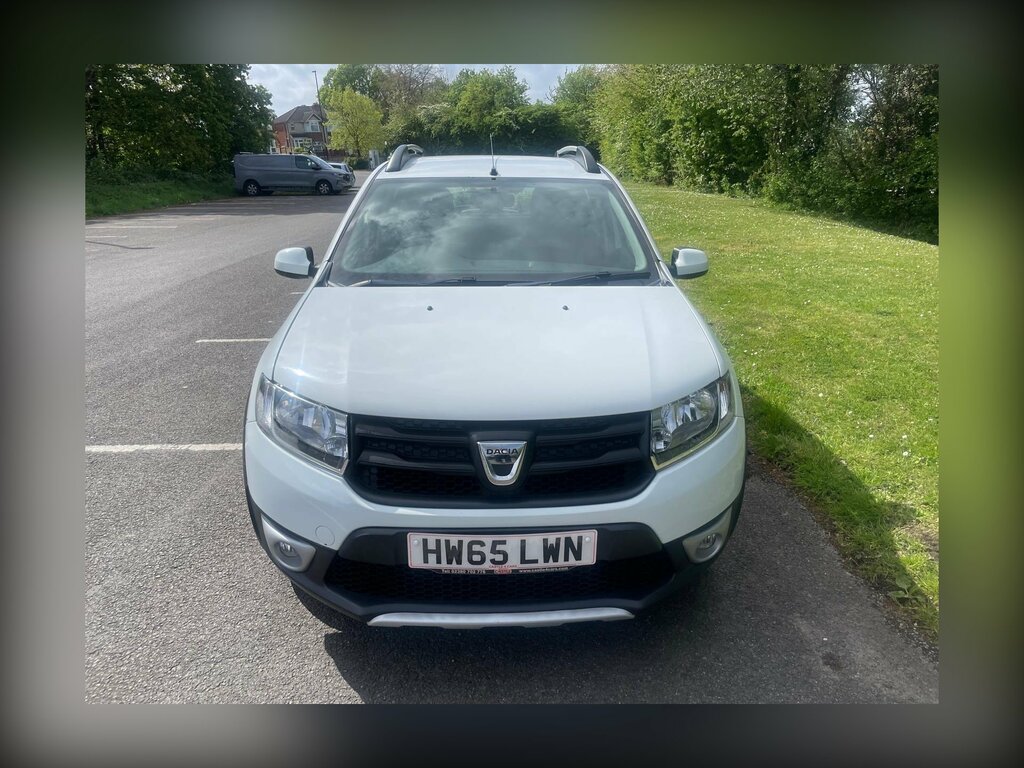 Dacia Sandero Stepway 0.9 Tce Ambiance Hatchback Euro HW65LWN White #2