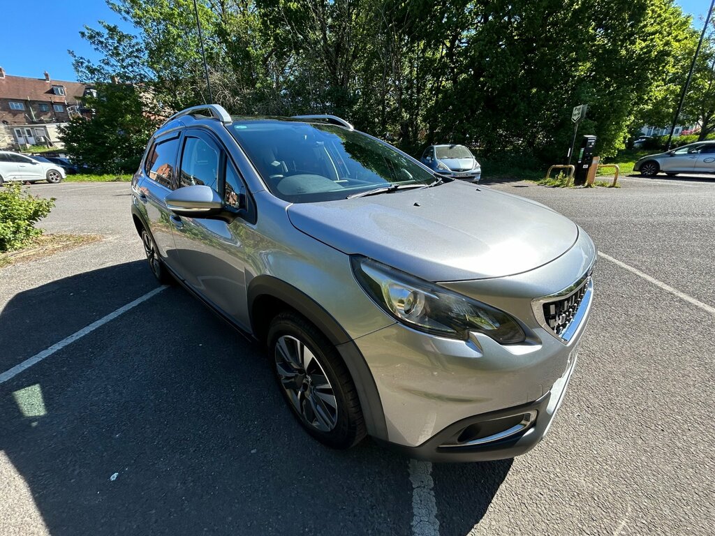 Peugeot 2008 1.2 Puretech Allure Premium Suv NV68HJF Grey #3