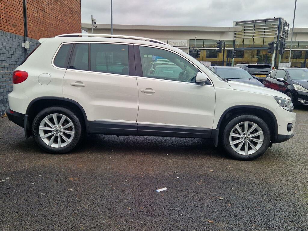 Volkswagen Tiguan 2.0 Tdi Bluemotion Tech Se Dsg 4Wd Euro 5 Ss White #6