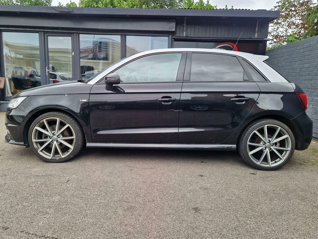 Audi A1 1.4 Tfsi Cod Black Edition Sportback Euro 6 Ss KS67CXN Black #5