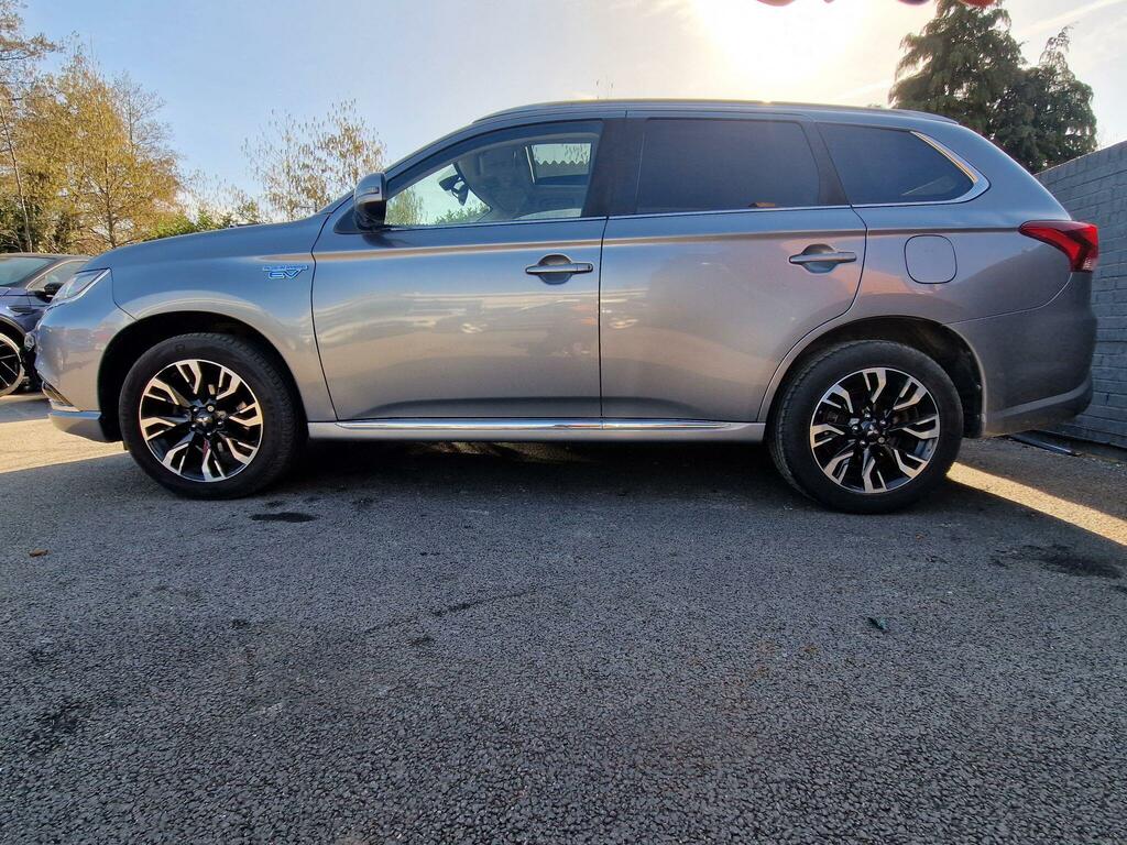 Mitsubishi Outlander 2.0H 12Kwh 4H Cvt 4Wd Euro 6 Ss WR67FZH Grey #5