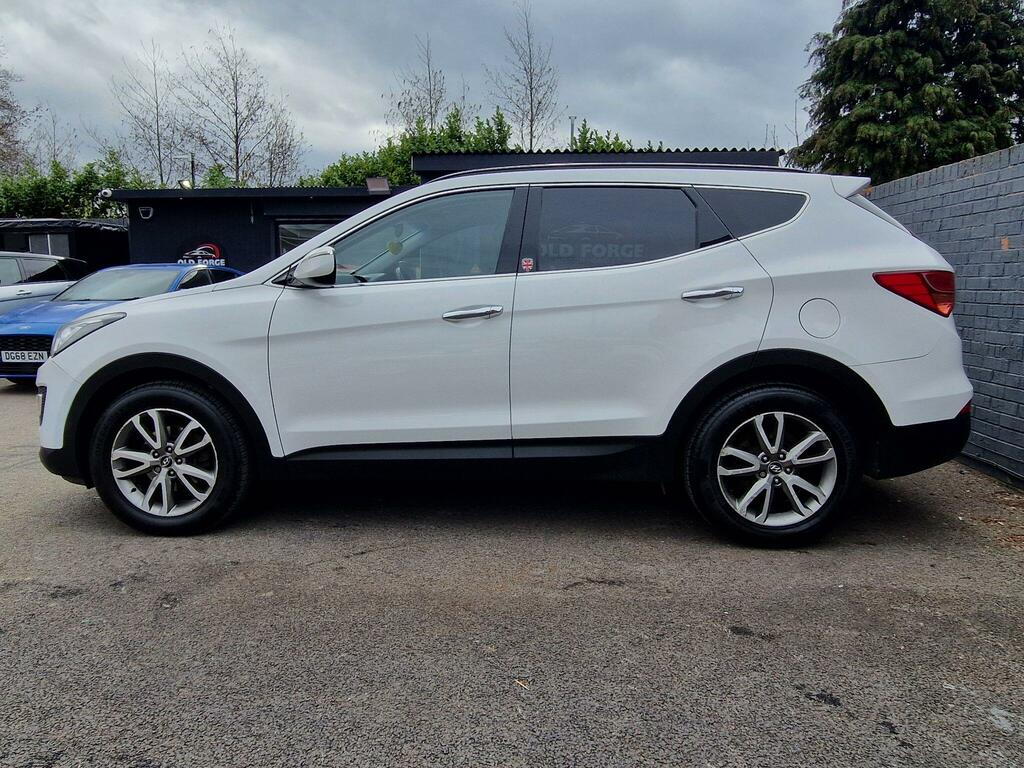 Hyundai Santa Fe 2.2 Crdi Premium 4Wd Euro 5 5 Seat RK63FSL White #5