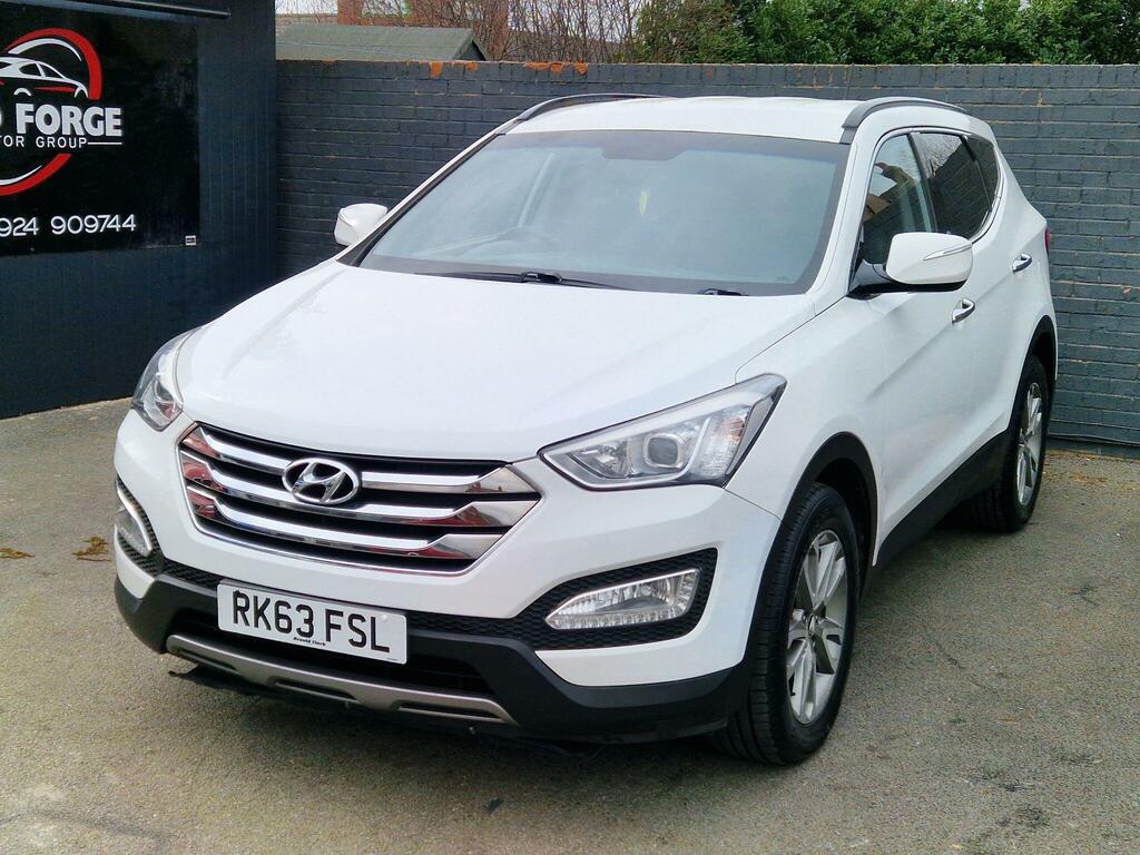 Hyundai Santa Fe 2.2 Crdi Premium 4Wd Euro 5 5 Seat RK63FSL White #4