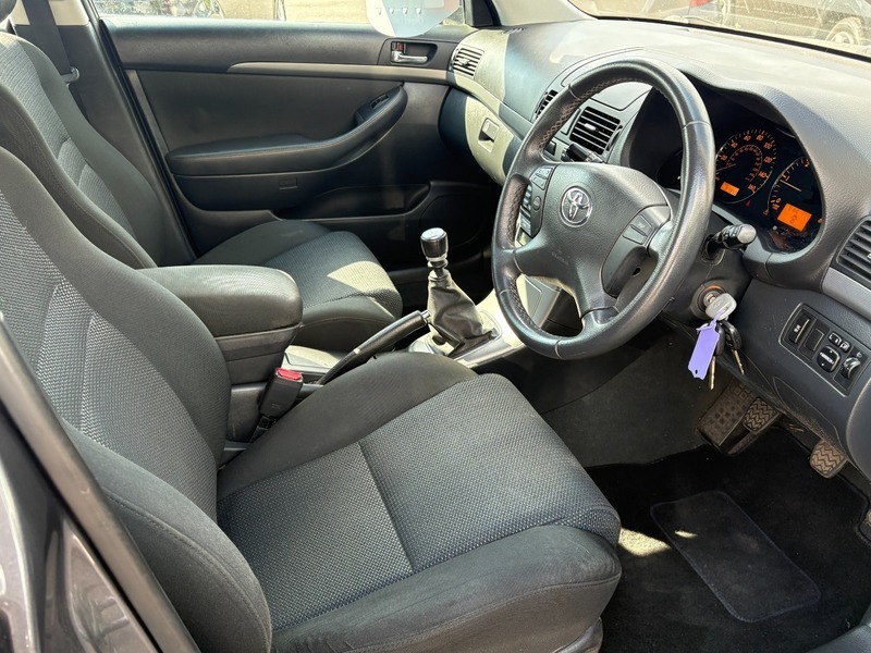 Toyota Avensis Hatchback D-4d Tr 2008 Blue #10
