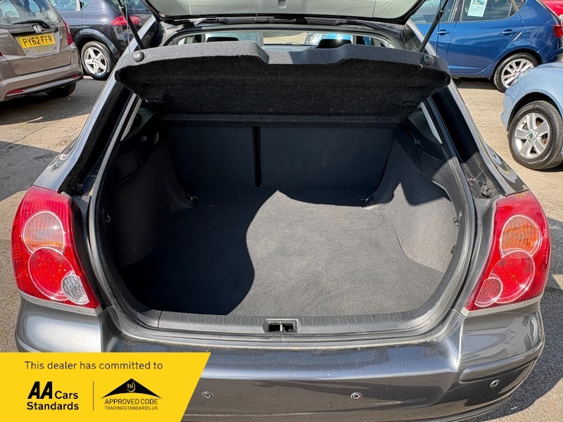 Toyota Avensis Hatchback D-4d Tr 2008 Blue #14