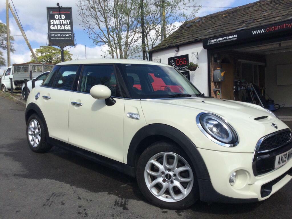 Mini Hatch 2.0 Cooper S Classic Steptronic Euro 6 S S AK19WNH White #2