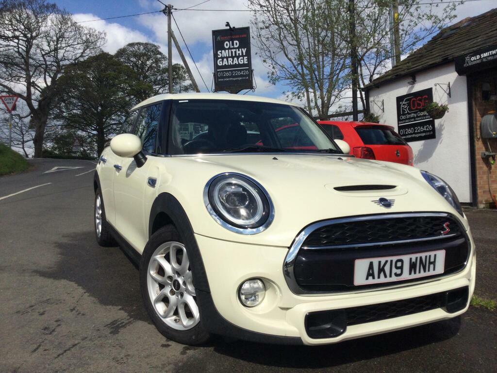 Mini Hatch 2.0 Cooper S Classic Steptronic Euro 6 S S White