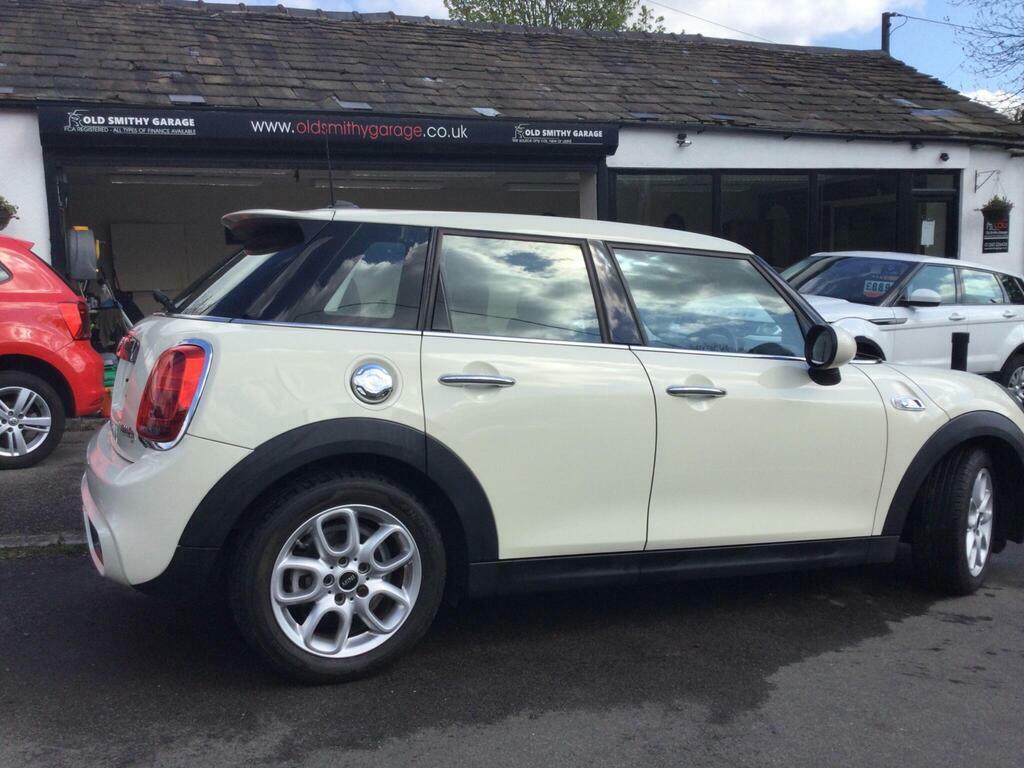 Mini Hatch 2.0 Cooper S Classic Steptronic Euro 6 S S AK19WNH White #3