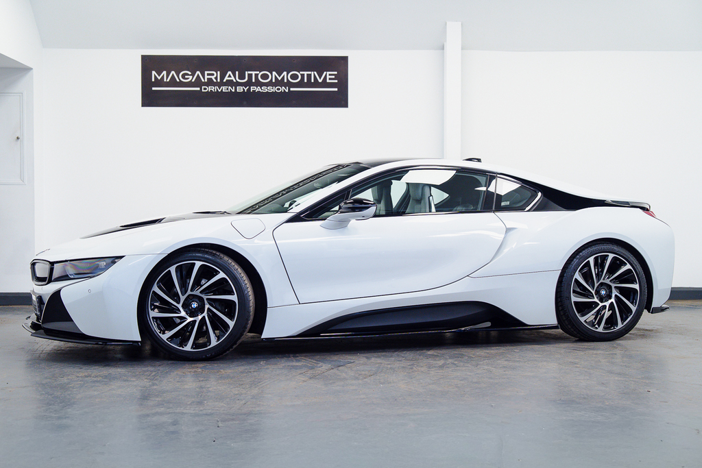 BMW i8 Hybrid Y11UHO White #4