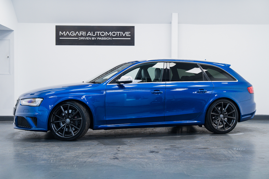 Audi RS4 Avant Petrol R54EOA Blue #4