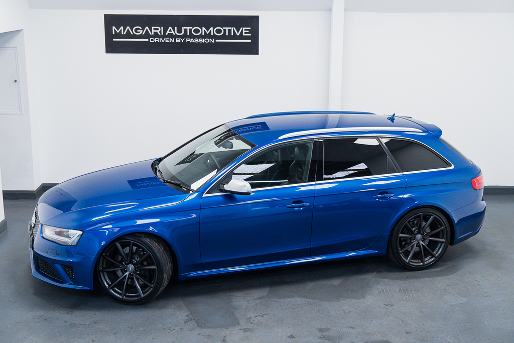 Audi RS4 Avant Petrol R54EOA Blue #5