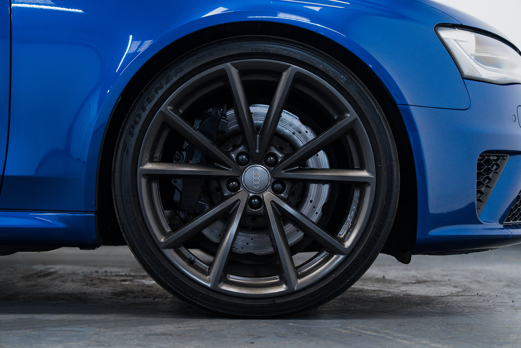 Audi RS4 Avant Petrol R54EOA Blue #2