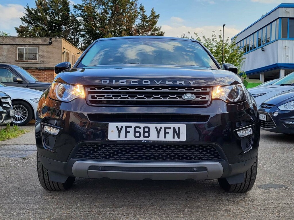 Land Rover Discovery Sport Ed4 Se Tech Suv Euro 6 Ss 5 Seat YF68YFN Black #5