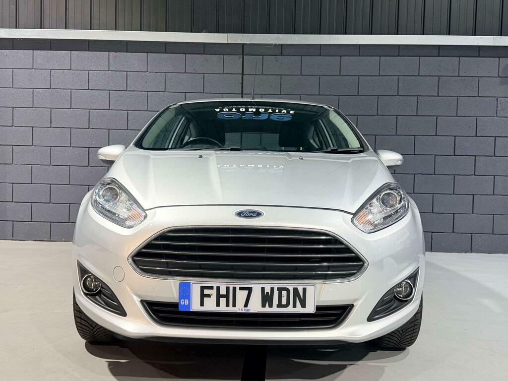 Ford Fiesta 1.25 Zetec Euro 6 FH17WDN Silver #4