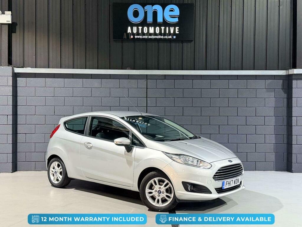 Ford Fiesta 1.25 Zetec Euro 6 Silver
