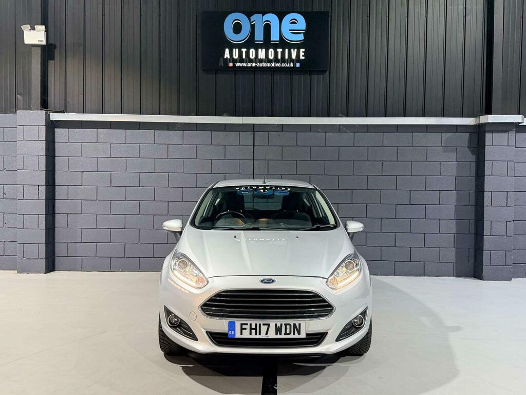 Ford Fiesta 1.25 Zetec Euro 6 FH17WDN Silver #3