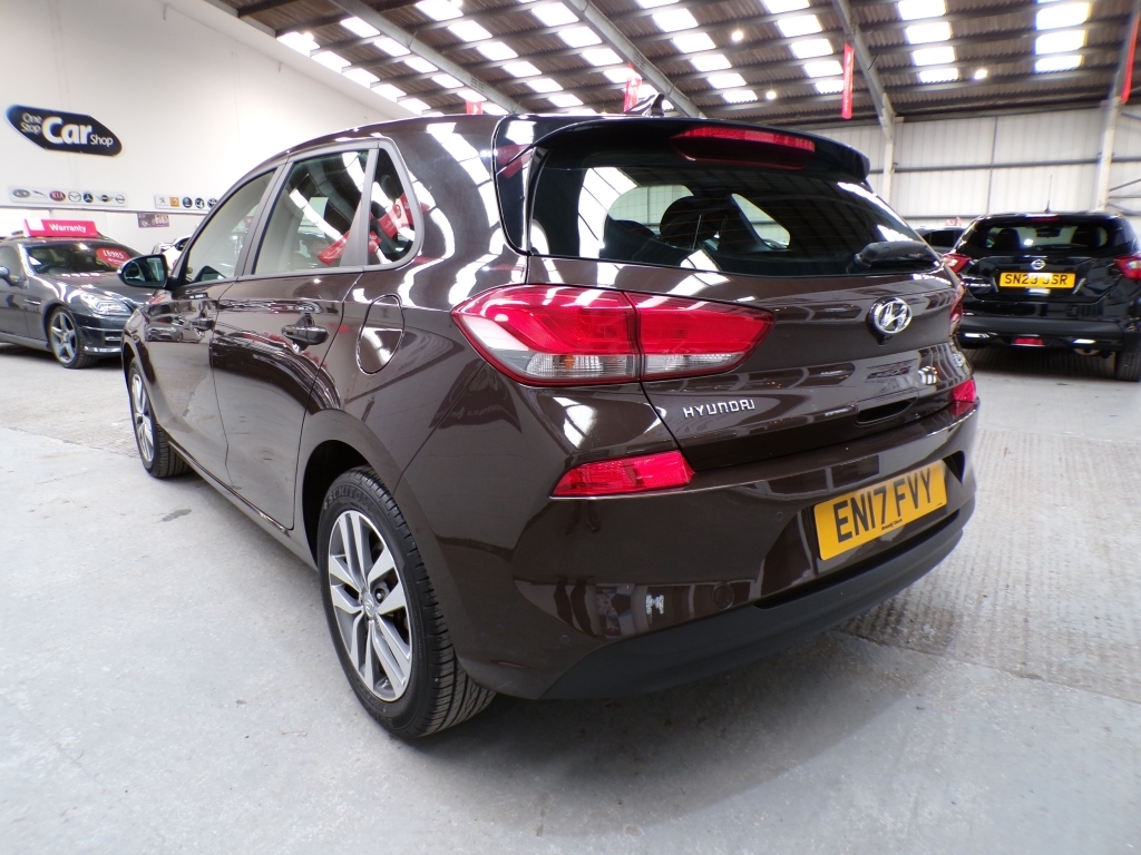 Hyundai I30 1.0 T-gdi Se Brown #4